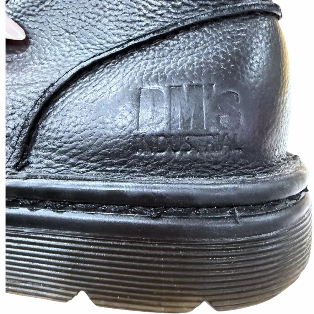 Dr. Martens Sussex Black Bear Track Leather Chukka Boots Size 11